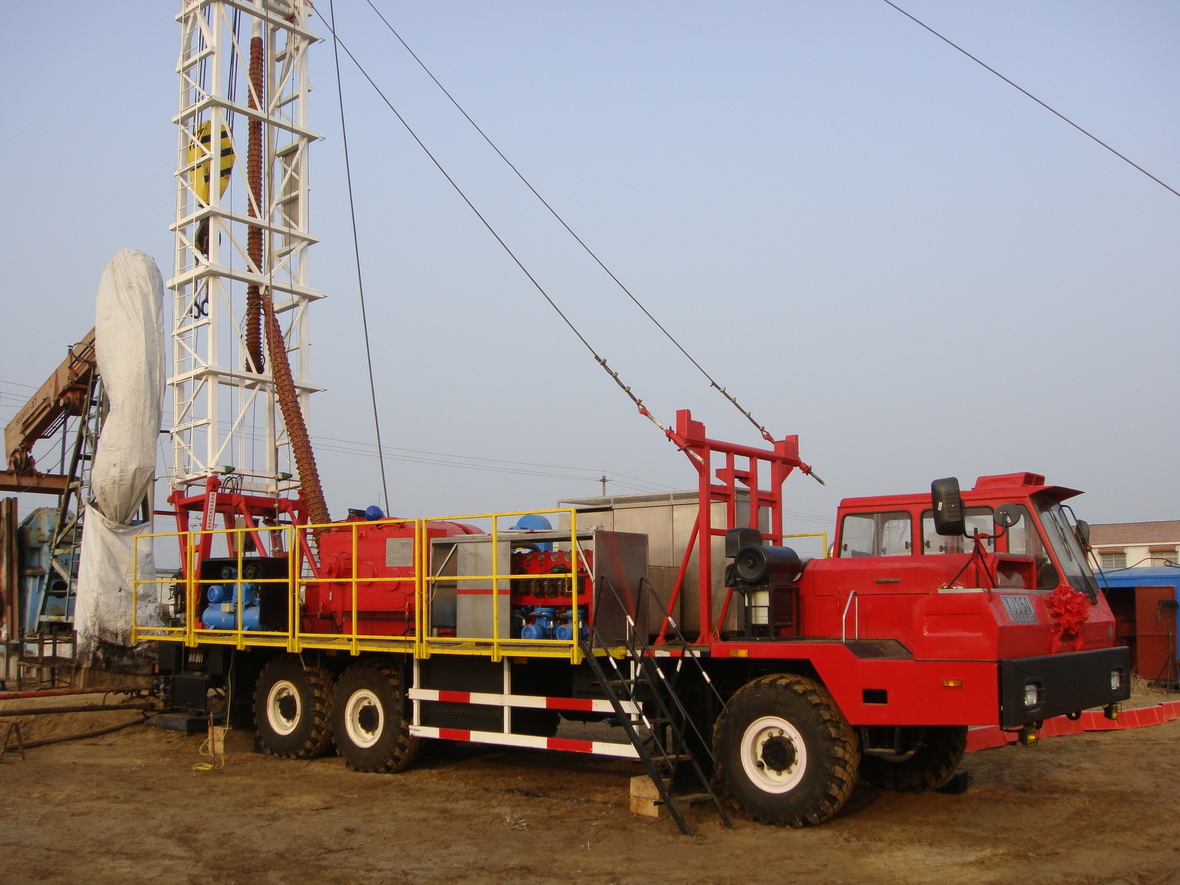 vehicle-mounted workover rigs_Sino