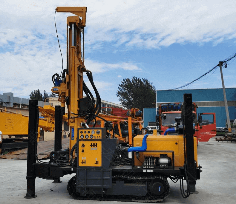 hydraulic top-head drive drilling rigs